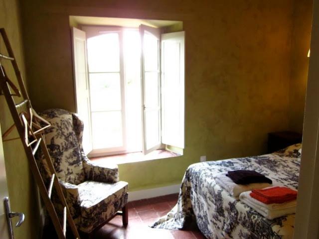 Chateau De Cheronne Bed & Breakfast Tuffe Room photo