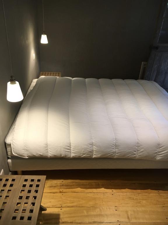 Chateau De Cheronne Bed & Breakfast Tuffe Room photo