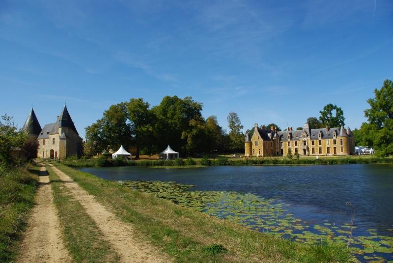 Chateau De Cheronne Bed & Breakfast Tuffe Exterior photo